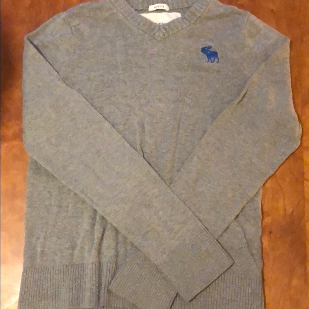 Boy’s Abercrombie sweater